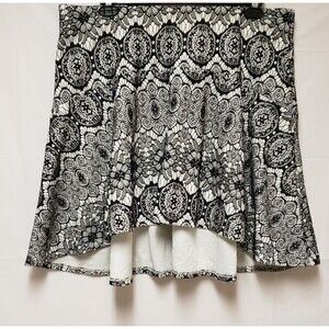 Torrid Bonded Lace Flounce Skirt-Size 2/2X-Lined-Monochromatic Hi Low-Casual-NWT